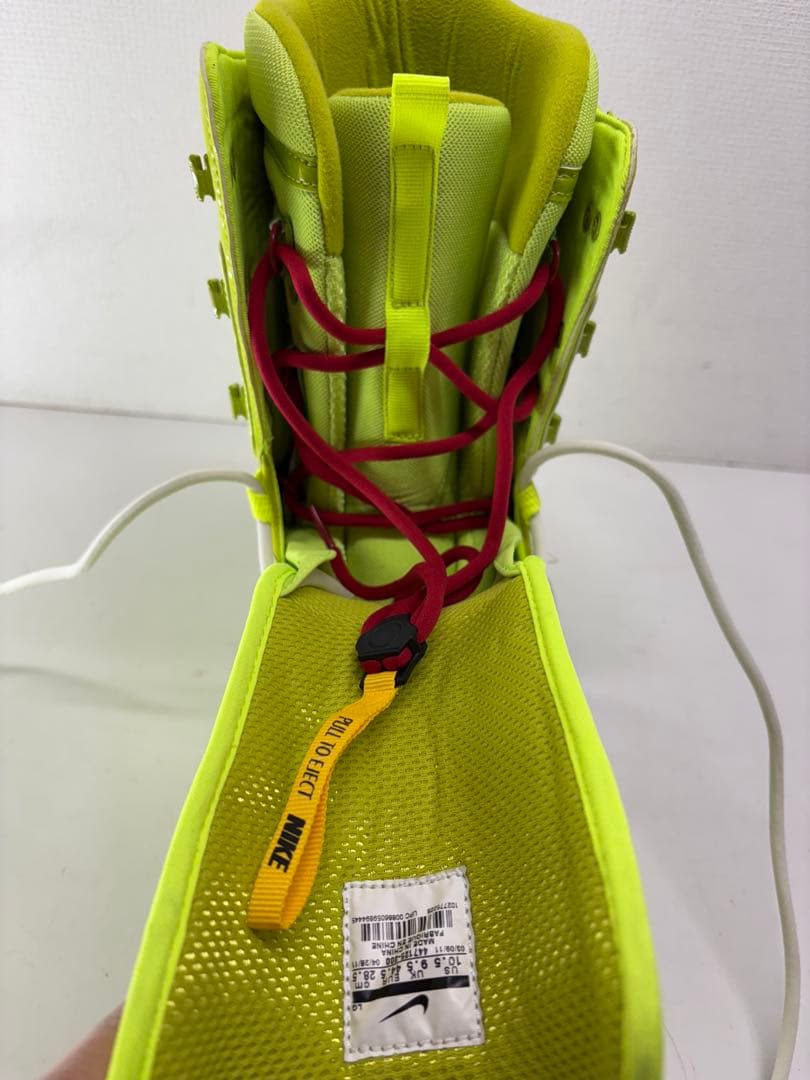 未使用 希少 NIKE VAPEN ナイキ スノーボード ブーツ 28.5cm