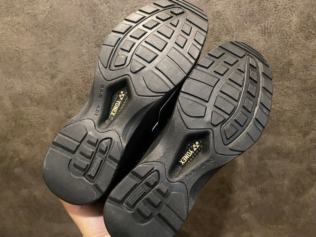 【YONEX/ヨネックス 】SHW-LC30W BL 23.5cm