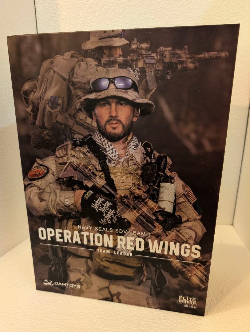 DAMTOYS OPERATION RED WINGS フィギュア s-l400.jpg