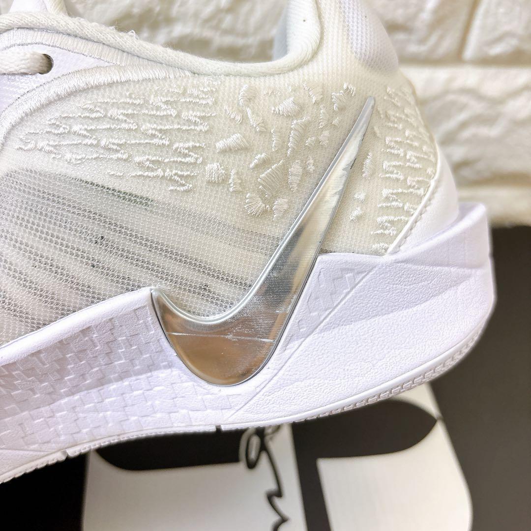 NIKE ナイキ SABRINA2 EP 25.5cm サブリナ バッシュ 部活