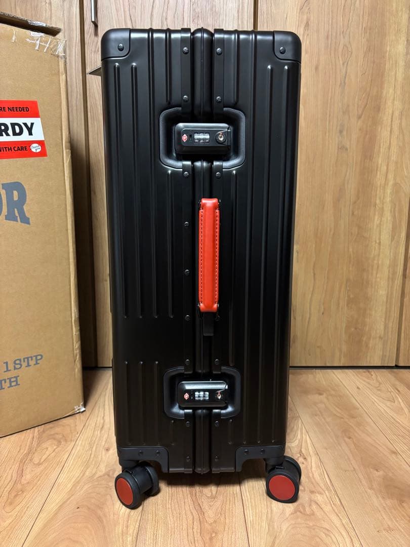 INNOVATOR キャリーケース 70L 限定ステルスレッド - メルカリ