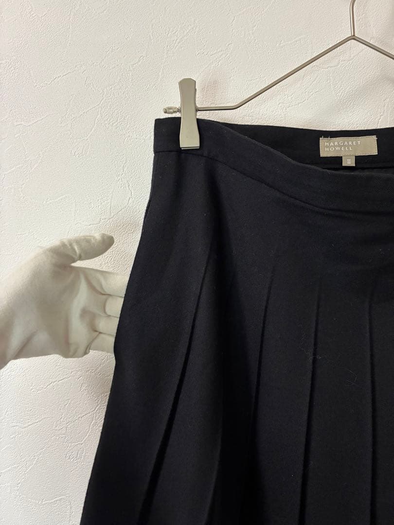 MARGARET HOWELL ウール100% プリーツスカート Ⅲ ブラック - メルカリ