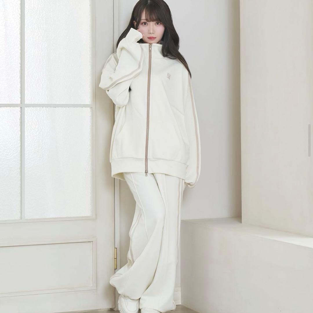 Rosé Museジャージ セットアップ - メルカリ