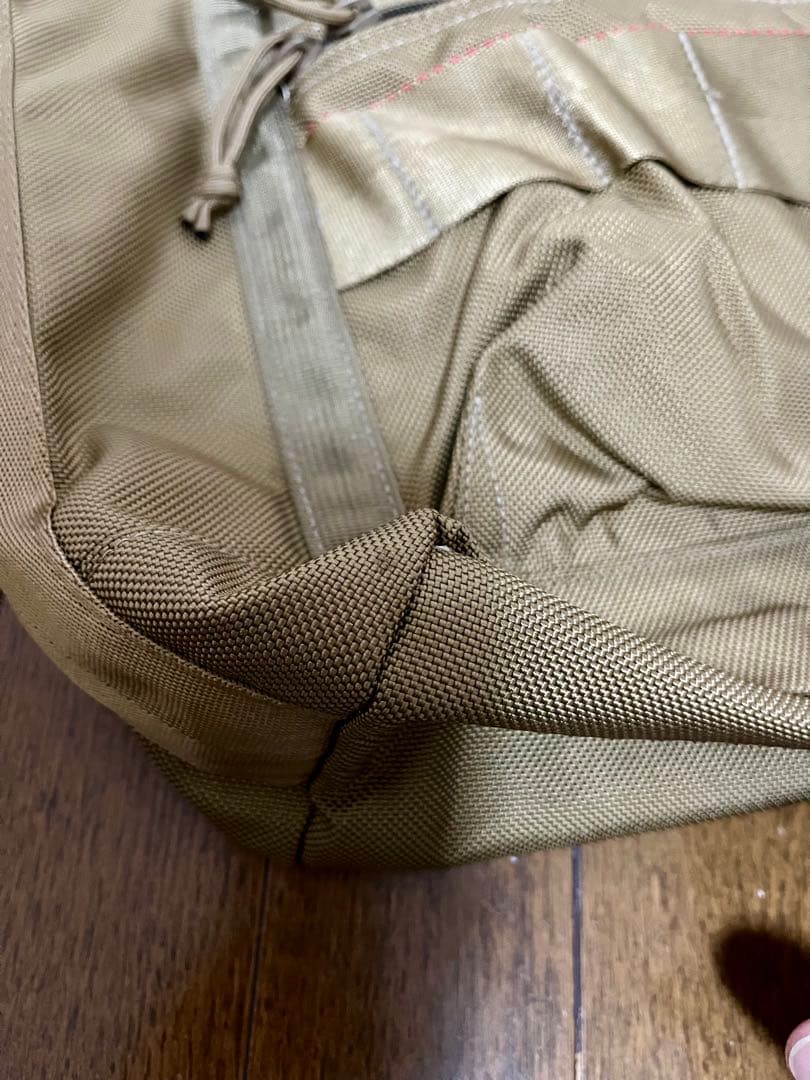 レア色】BRIEFING BUCKET TOTE BAG COYOTE - メルカリ