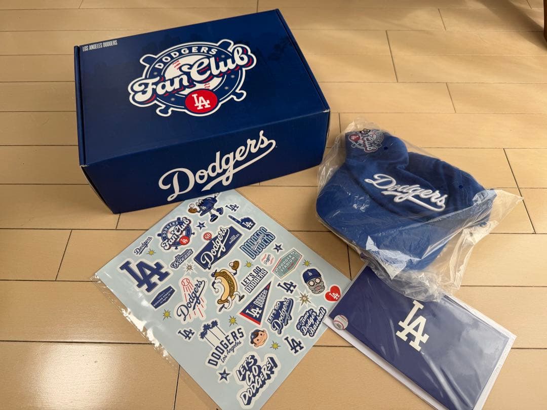 ドジャースファンクラブ MVP会員 入会記念グッズ - メルカリ