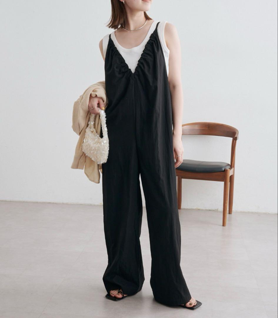 あおい　omekashi Vギャザーキャミサロペット 36ブラック Vギャザーキャミサロペット | Omekashi(オメカシ)レディース | PAL