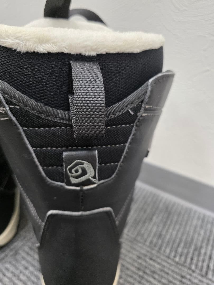 salomon サロモン　FACTION 　26.5cm BOA スノーボード