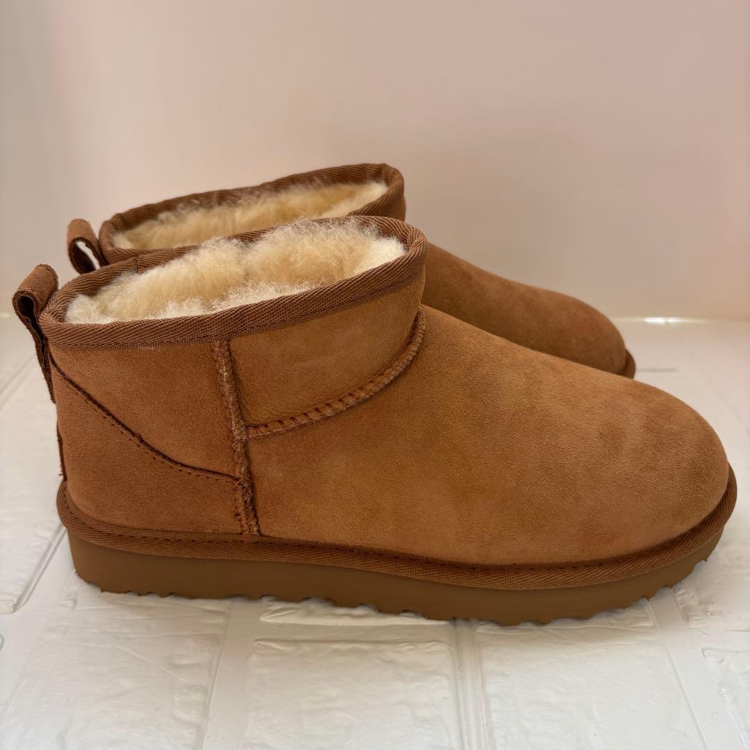 UGG アグ ムートンブーツ ウルトラミニ　チェスナット 24.0cm