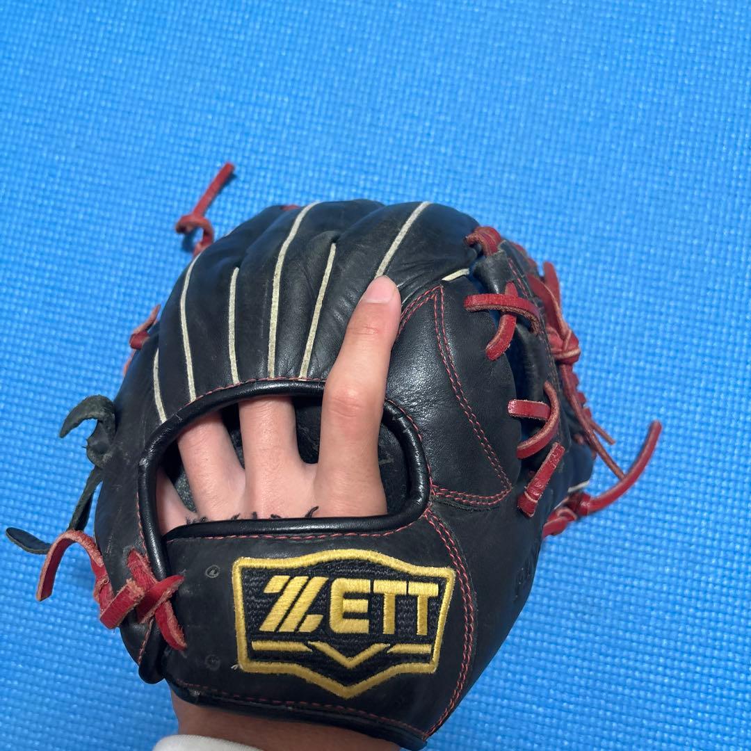 ZETT 軟式グローブ Z-1 黒/赤 - メルカリ