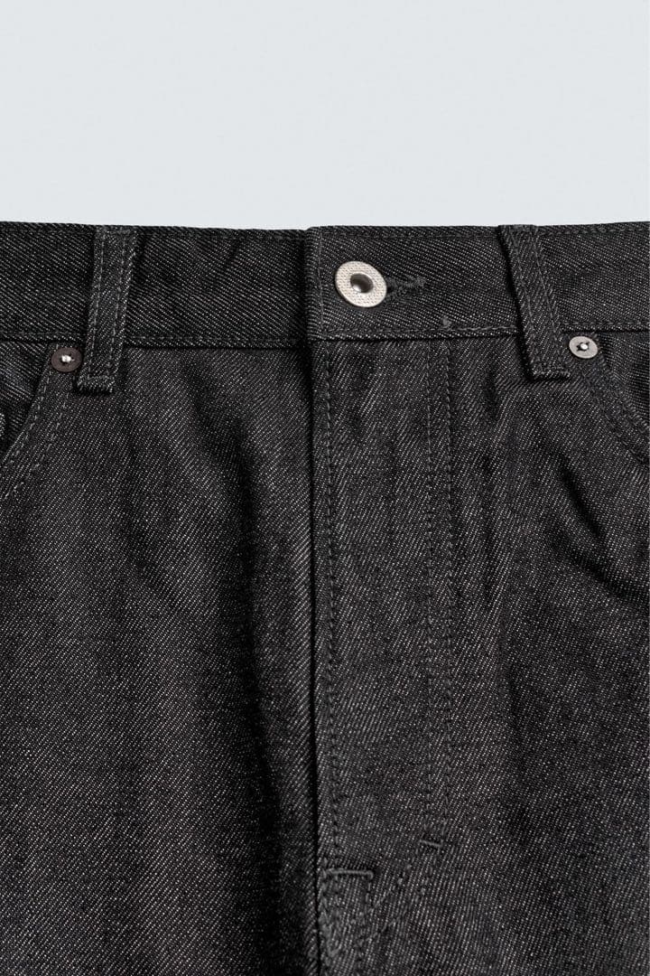 ZARAリジットデニム