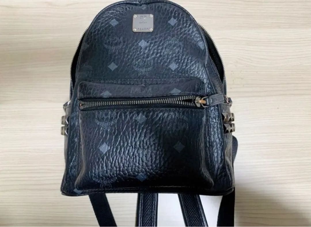 mcm リュック 黒 エムシーエム(MCM)|リュックサック|【ハードオフ公式通販】オフモール