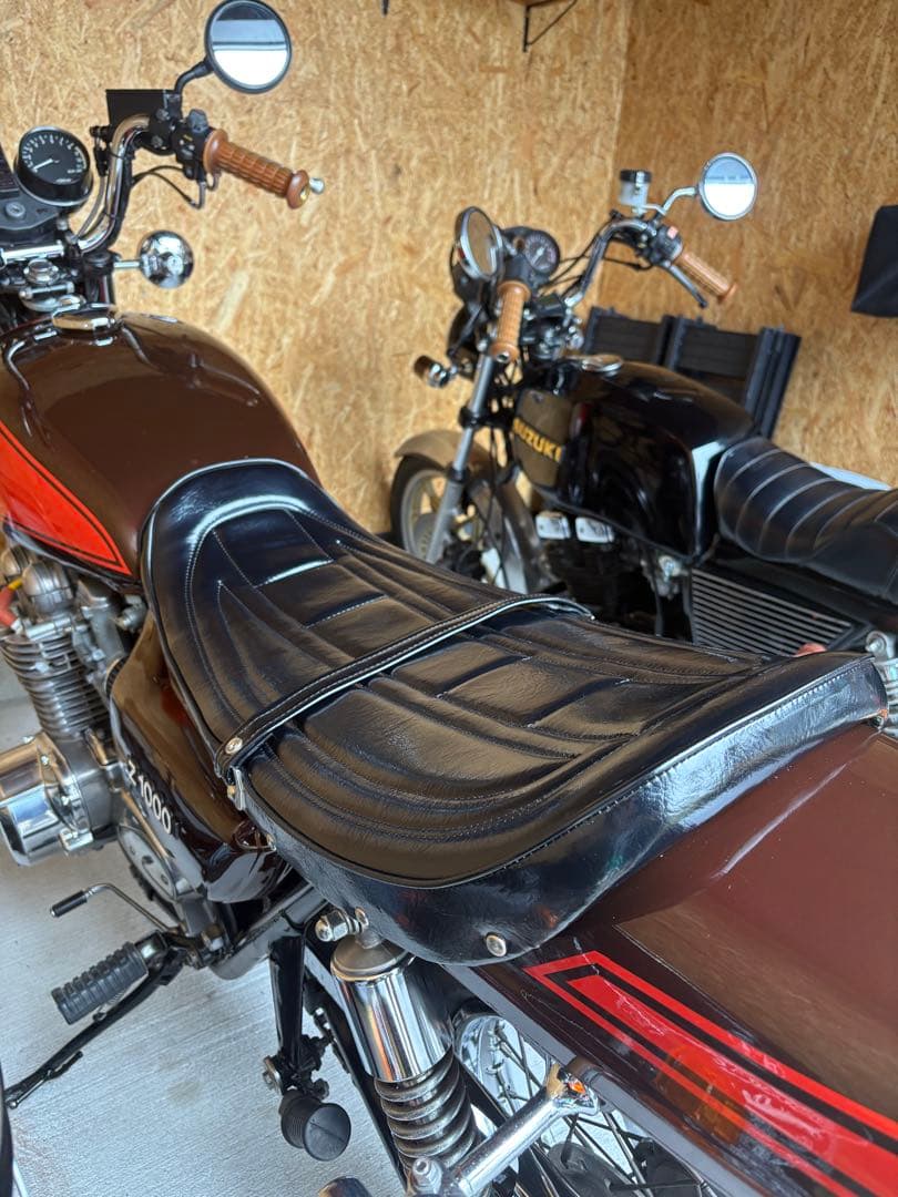 バナナシート Z1 Z2 KZ1000 KZ900 KZ1000ltd黒レザー - メルカリ