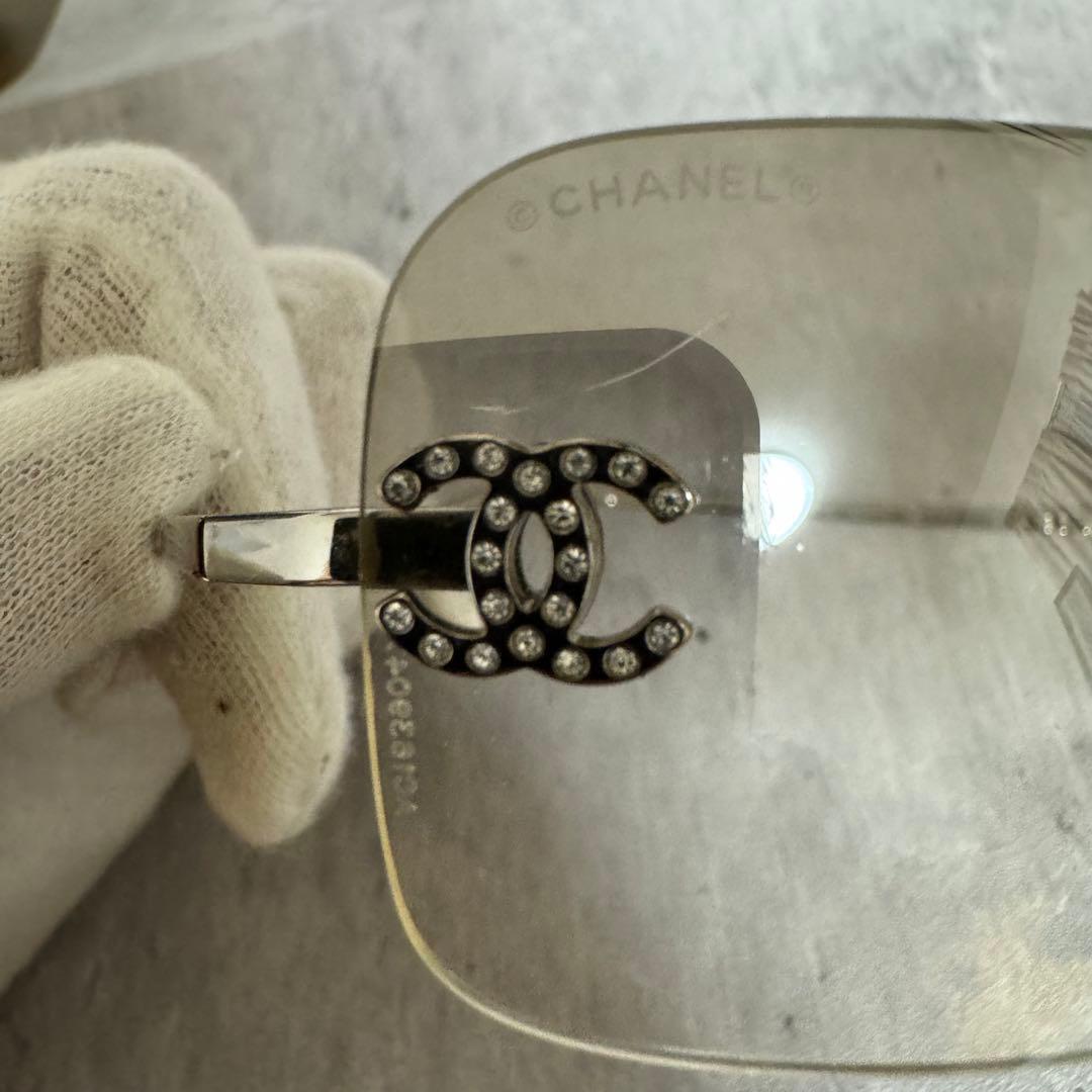 美品 CHANEL 付属品あり ココマーク ラインストーン 金 サングラス
