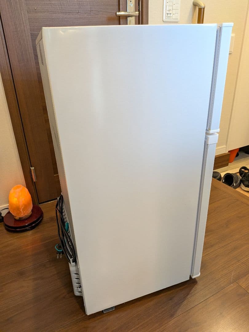 ☆simplus 冷蔵庫 2ドア 90L 右開き 2024年12月購入の高年