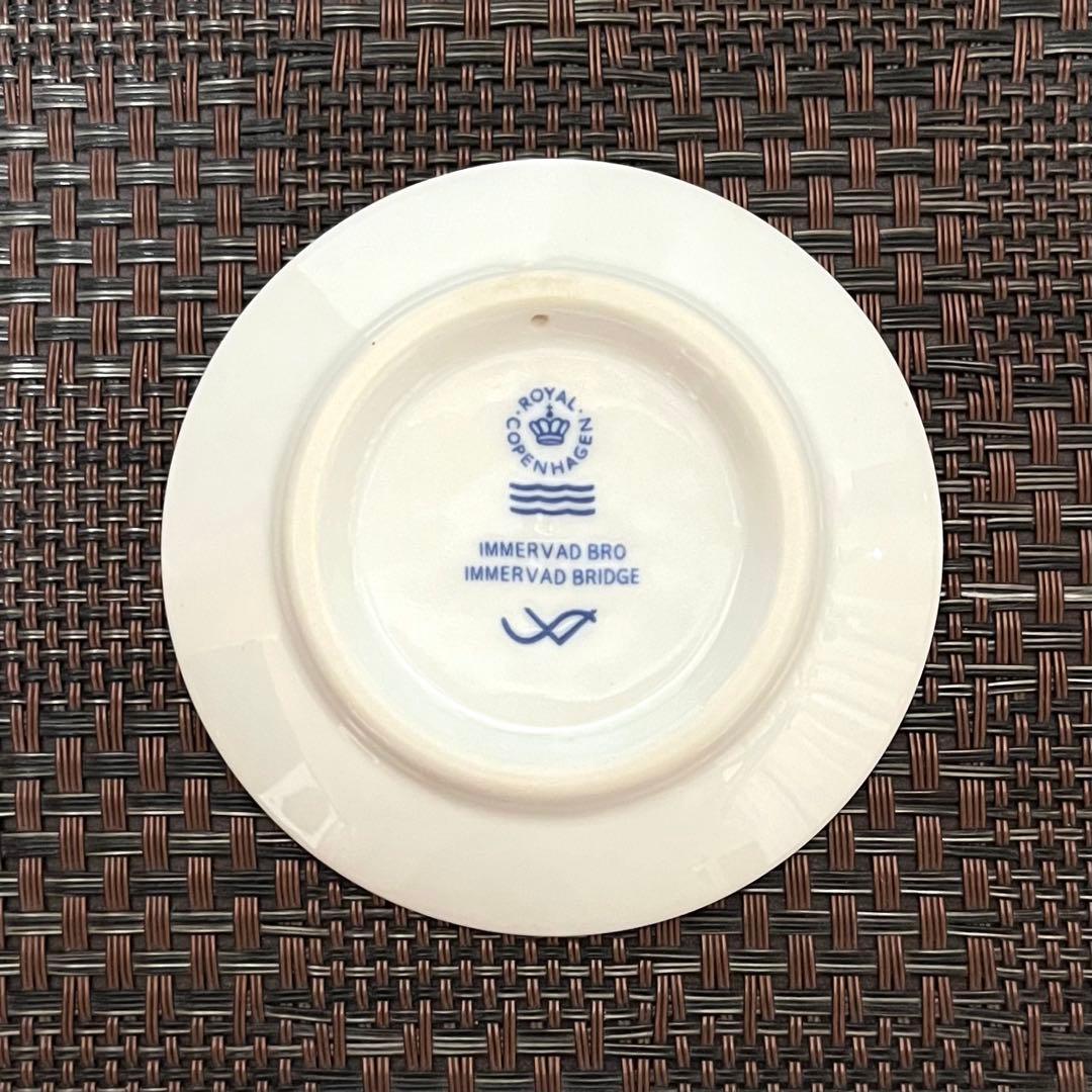 ロイヤルコペンハーゲン 2011年 イヤープレート ミニ プレート - メルカリ