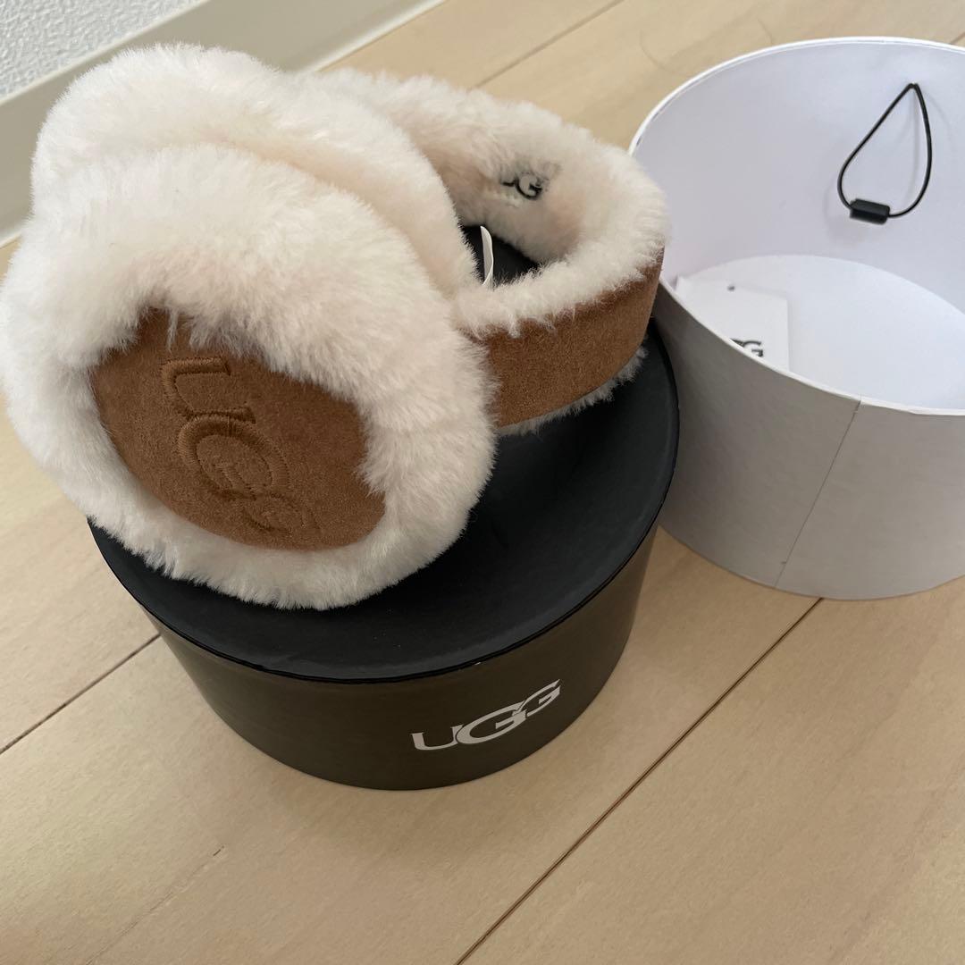 UGG シープスキン イヤーマフ ベージュ　箱あり UGG＞シープスキン イヤーマフ | ビューティー＆ユース ユナイテッド