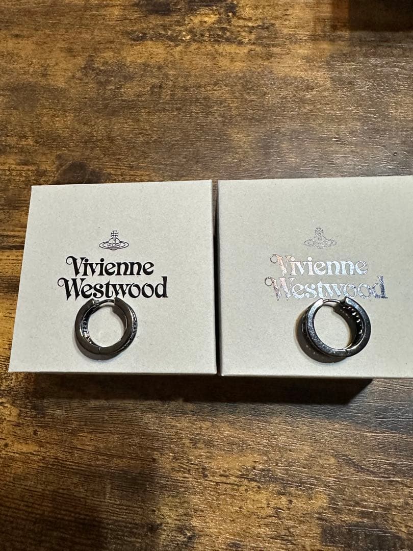 ぽんぽん様用　Vivienne Westwood ピアス ユニセックス　両耳 Vivienne Westwood（ヴィヴィアンウエストウッド） ピアス 両耳販売