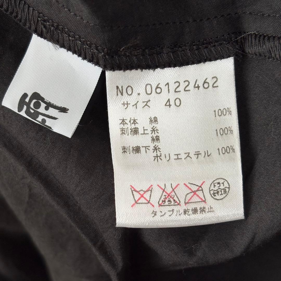 慈雨 ジウ 刺繍デザインカラーブラウス 変形ヘムライン 黒 40