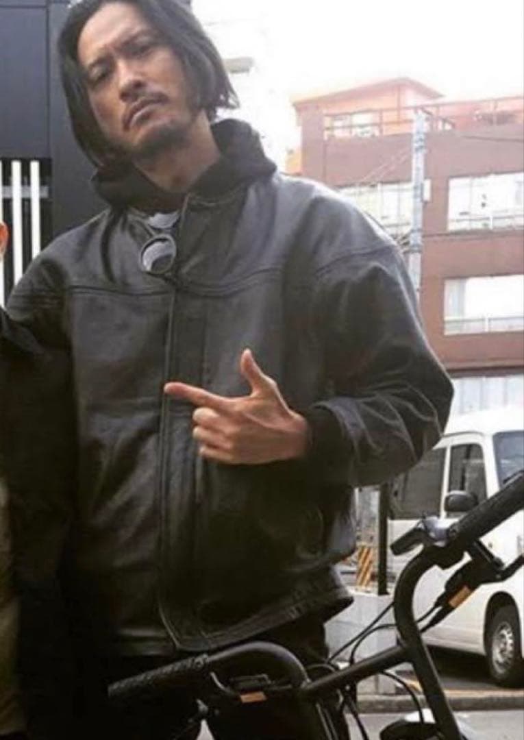 カップショルダージャケット ダービージャケット L ブラック ゴールド