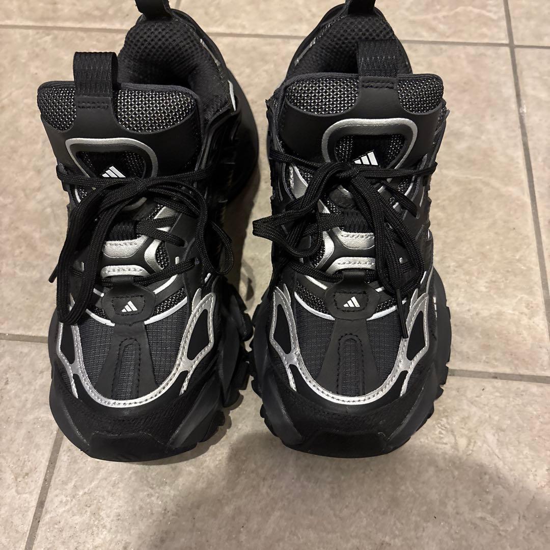 日本未発売 美品 adidas XLG Runner Deluxe black - メルカリ