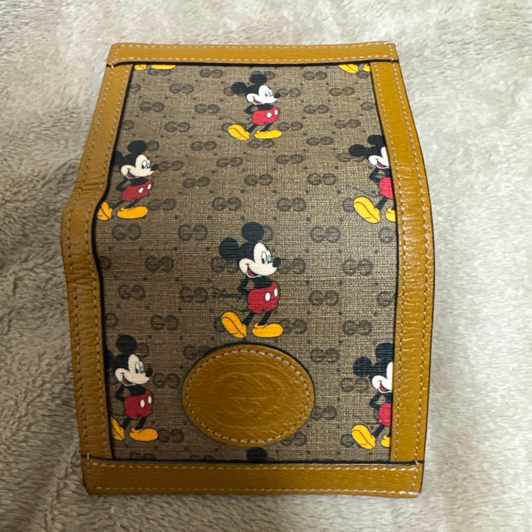 美品】GUCCI ミッキーマウス 二つ折り財布 - メルカリ