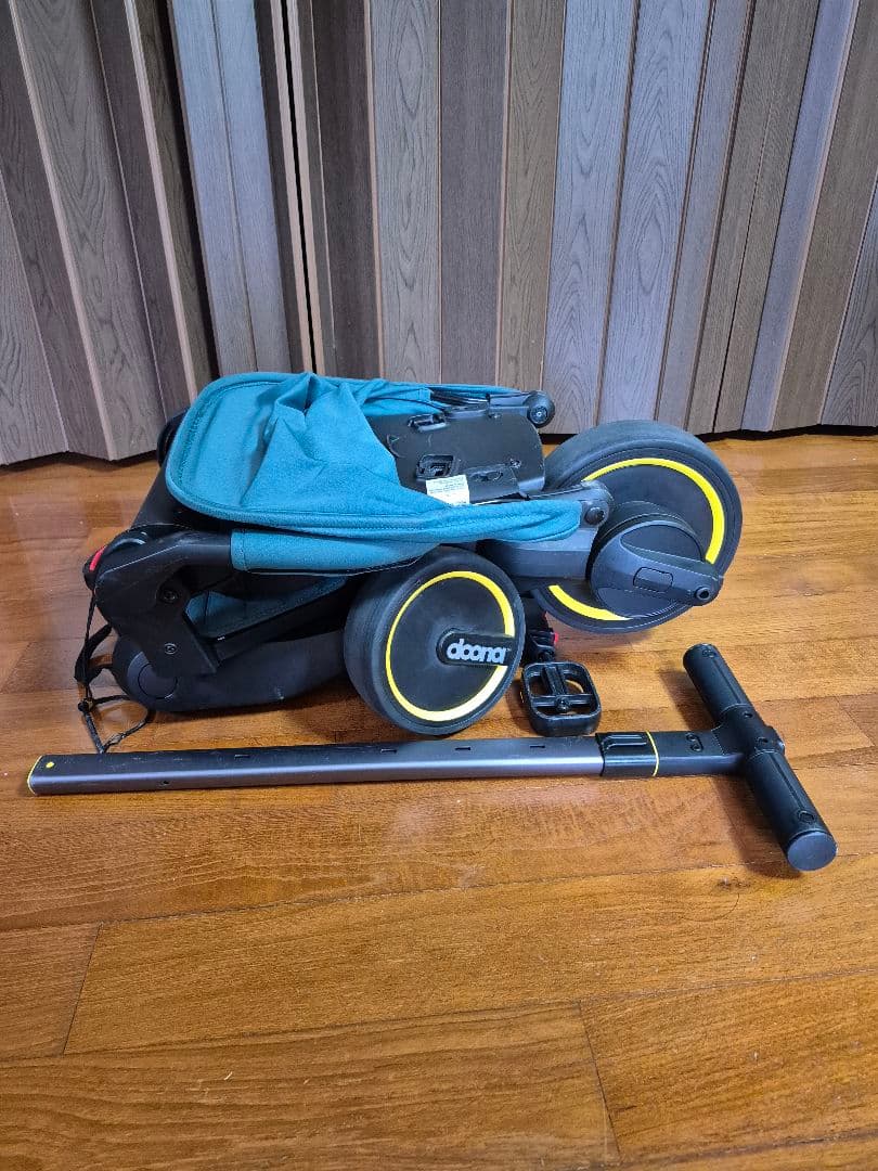 doona Liki Trike S5 折りたためる三輪車 レーシンググリーン