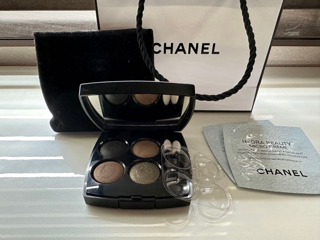 シャネル レキャトルオンブル 388 -エクラ ドゥ ニュイ 限定 - メルカリ