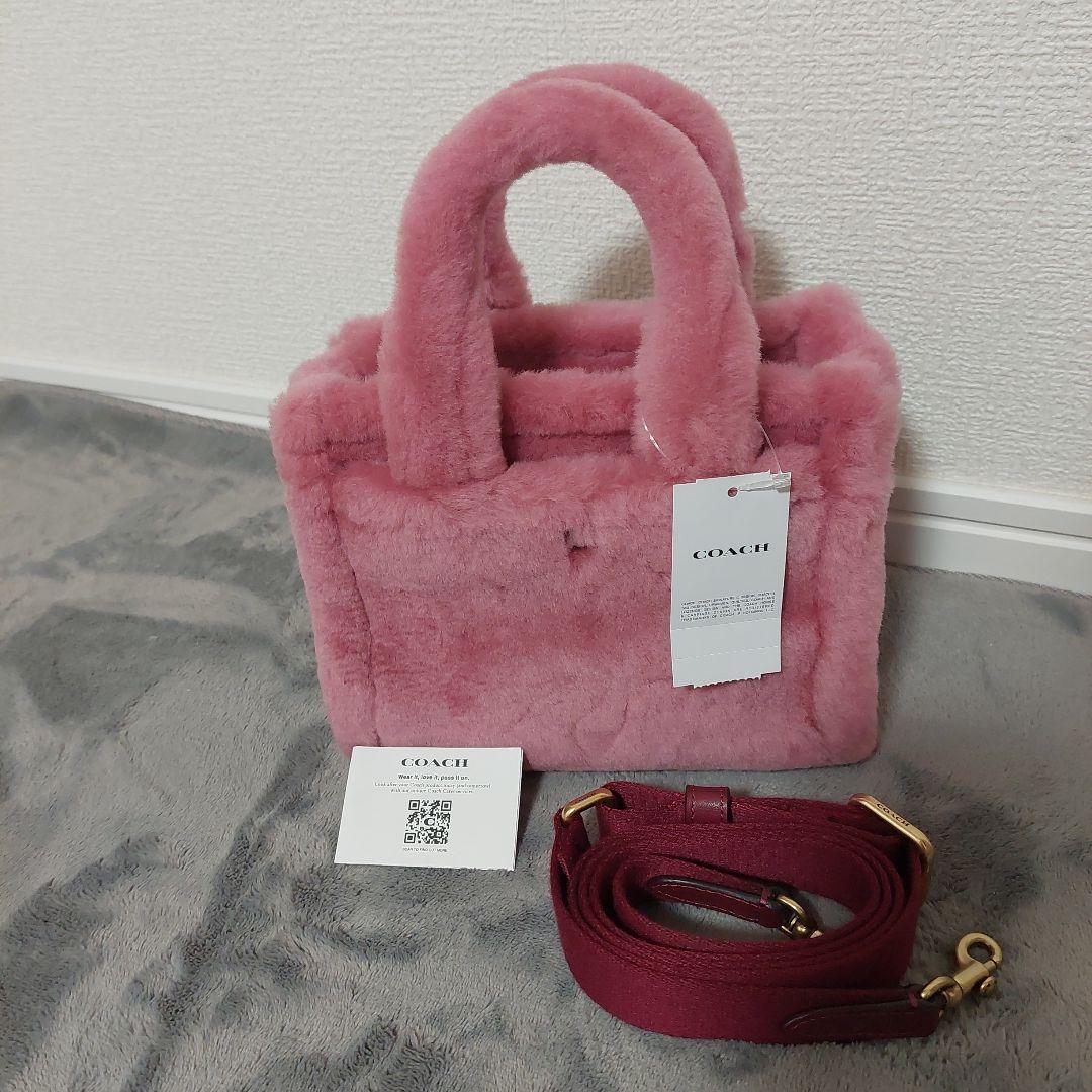 コーチ カーゴ トートバッグ20 シアリング ファーピンク コーチファー