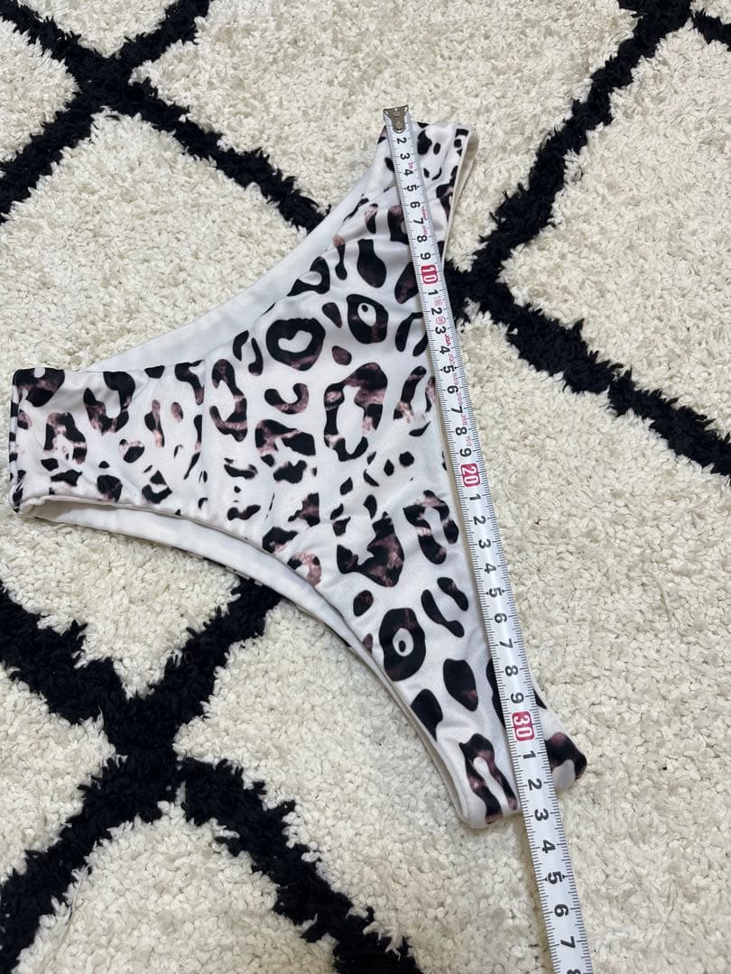 最終値下げ casia 水着M