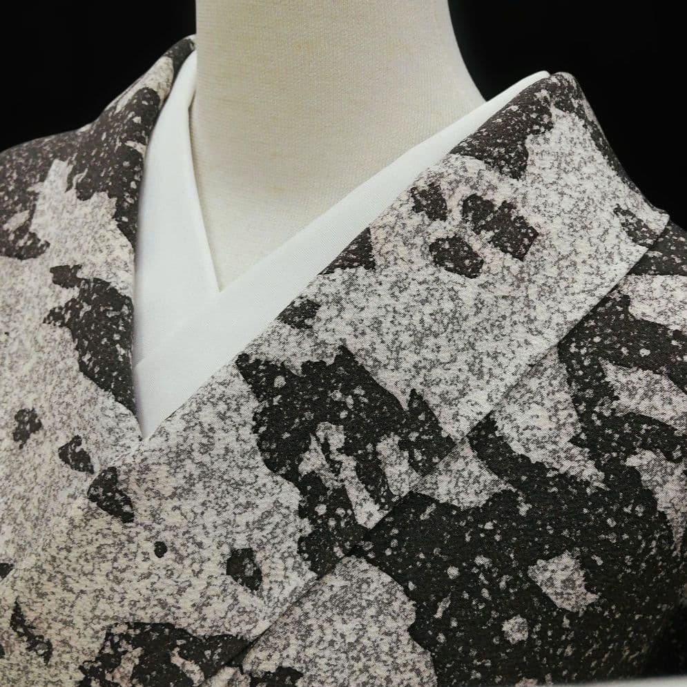 小紋(袷) (たたき染め 流氷紋様 個性的 モノトーン 作家 上質ちりめん)