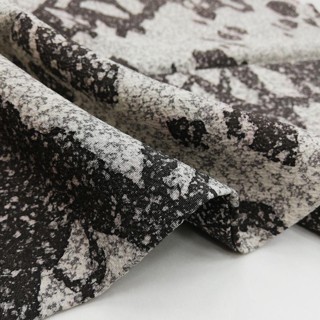 小紋(袷) (たたき染め 流氷紋様 個性的 モノトーン 作家 上質ちりめん)