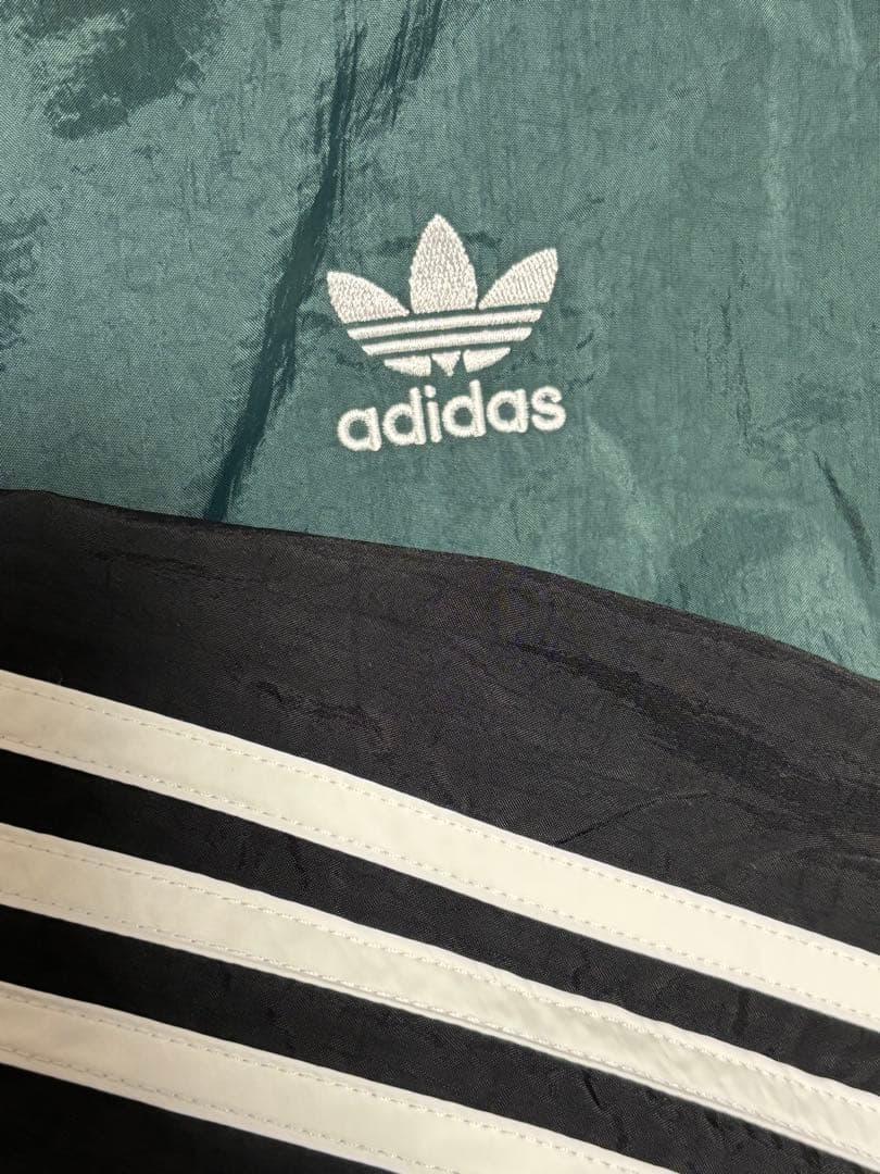 adidas Rekive ナイロントラックジャケット HK7321 - メルカリ