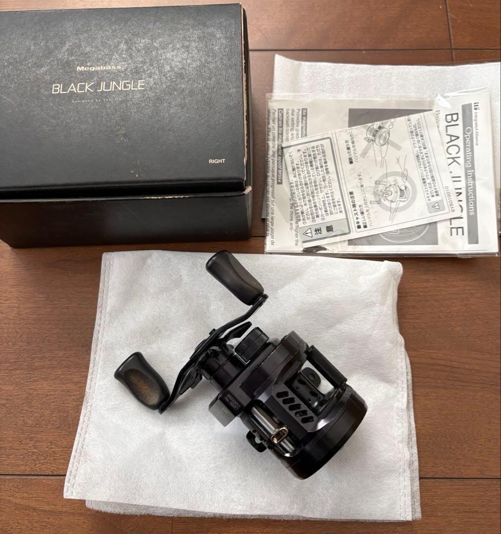 【希少廃盤品 】メガバス BLACK JUNGLE ベイト ブラックジャングル Megabass（メガバス） BLACK JUNGLE/ブラックジャングル : バック