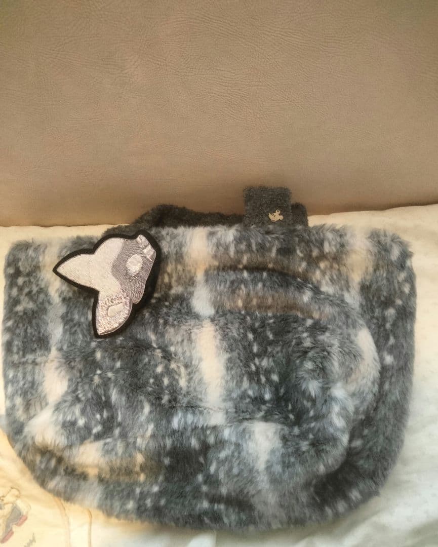 新品あちゃちゅむムチャチャDISNEYコラボ バンビフェイクファー トート