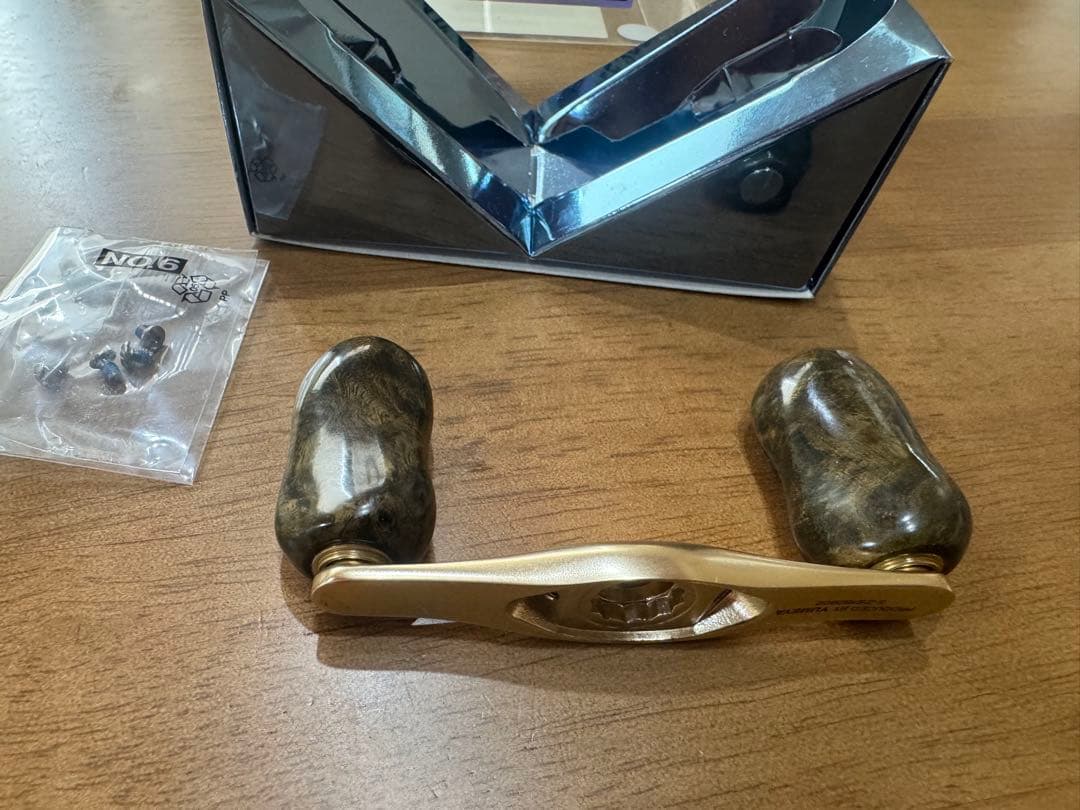 夢屋 35SR 花梨ノブ ベイトハンドル 極美品 夢屋 35SR 花梨ノブ ベイトハンドル 極美品