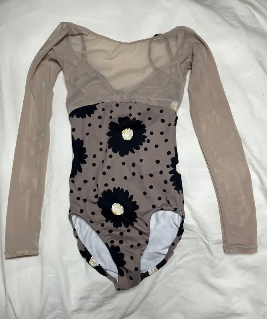 stina 花柄ドット長袖レオタード サイズP - メルカリ