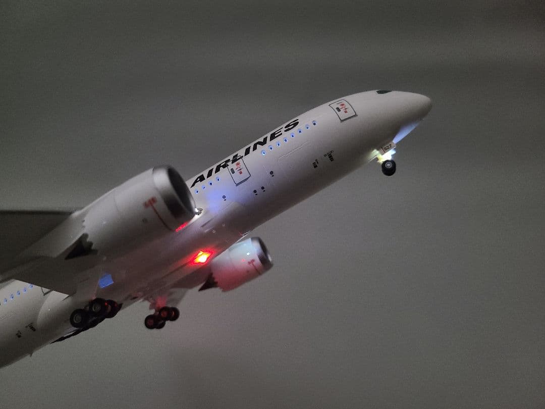 JAL Boeing 787-8 LED 仕様完成品 - メルカリ
