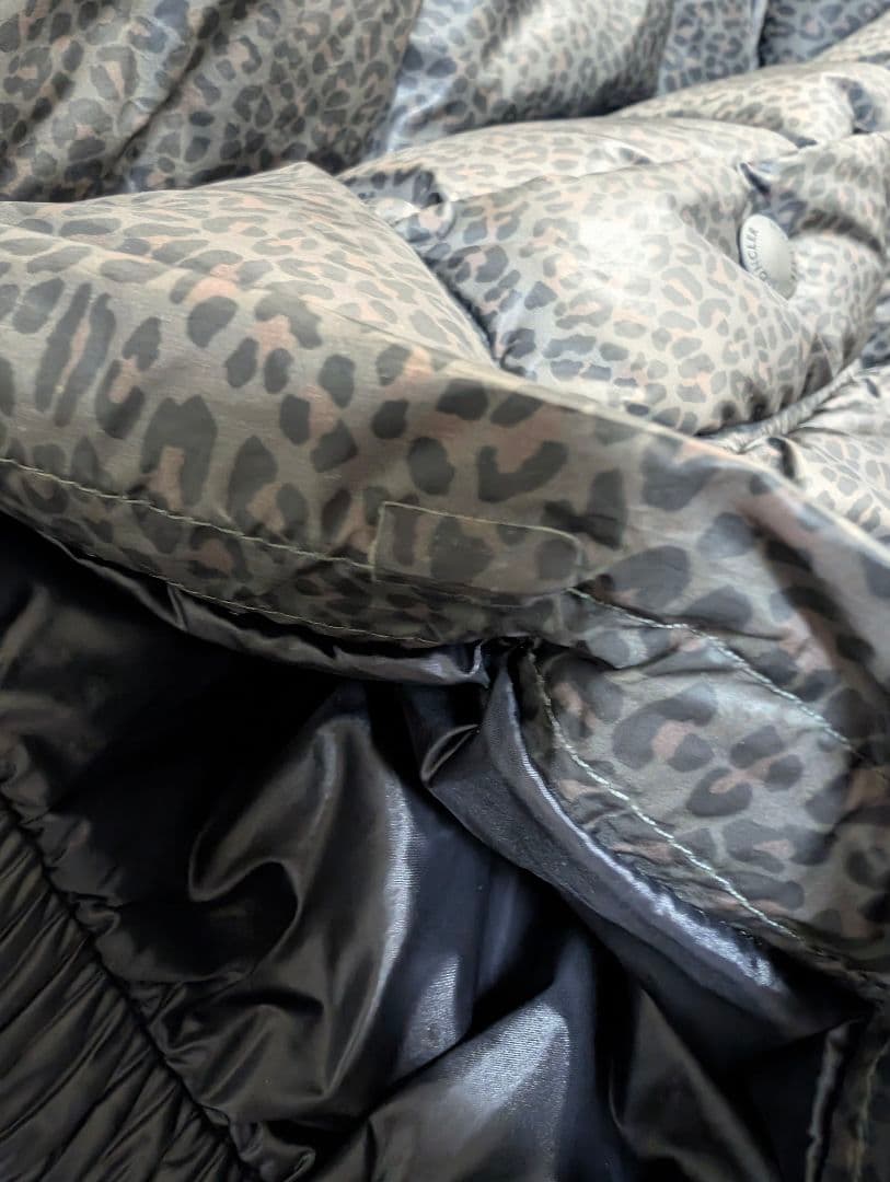 モンクレール グルノーブル ローデンベルク レオパード サイズ4 - メルカリ