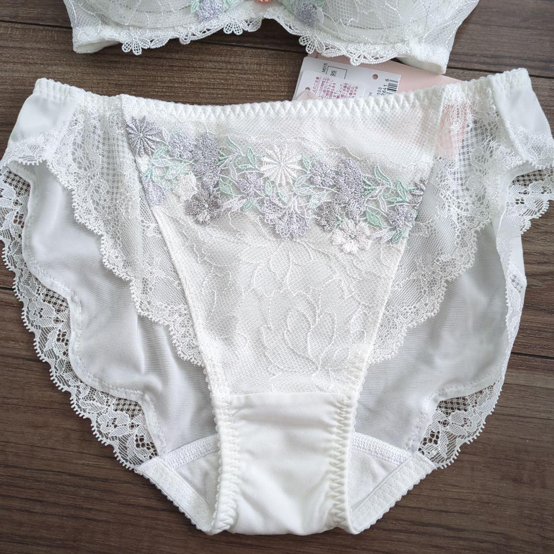 フロラーレ バイ トリンプ515 ブラジャー ショーツ ホワイト B65 M