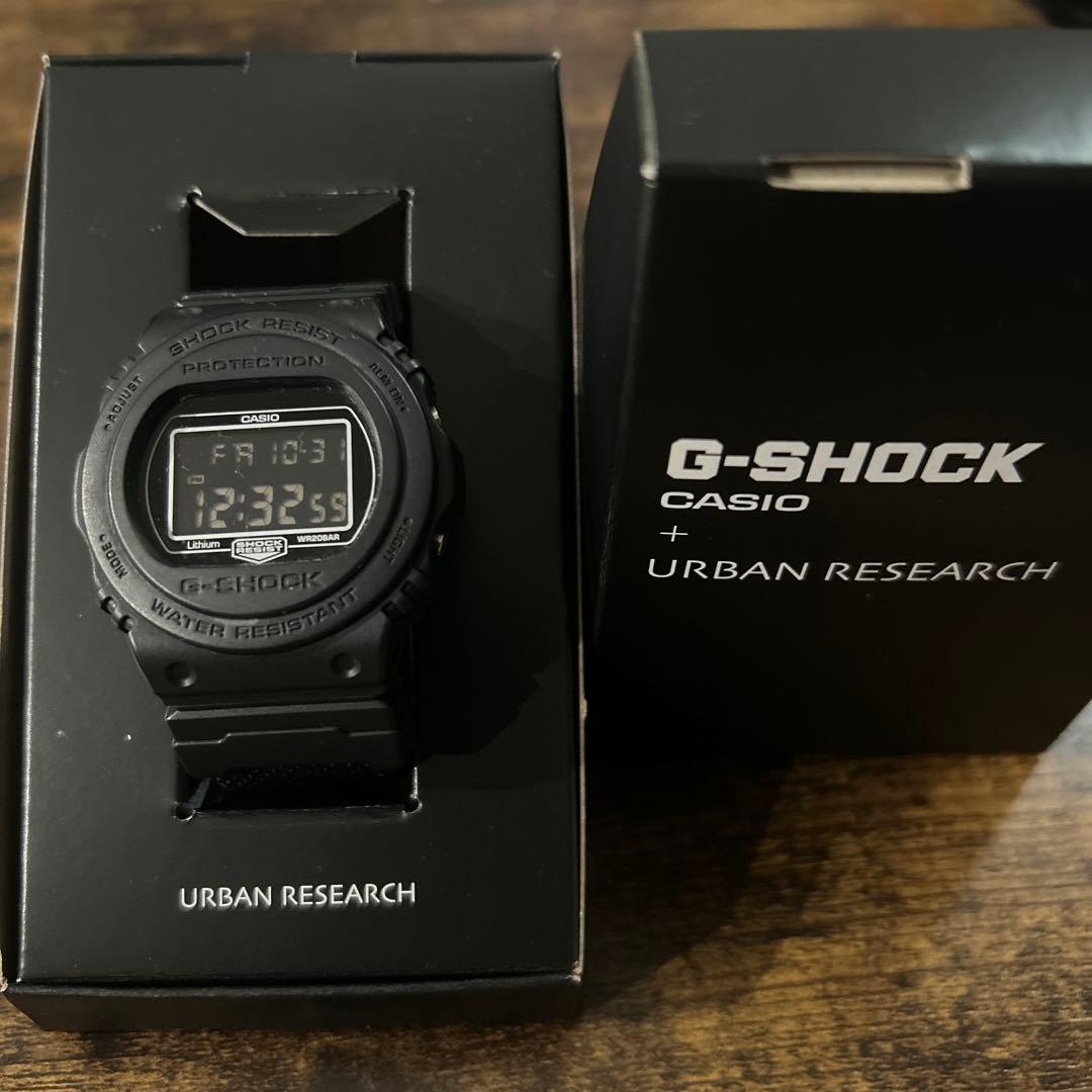 G-SHOCK + URBAN RESEARCH 別注DW-5750 腕時計 CASIO×URBAN RESEARCH「G-SHOCK DW-5750E」を1000 個限定発売