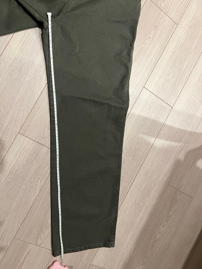 新品タグ付き MIUMIUカーゴパンツ 36値下げ不可 - メルカリ