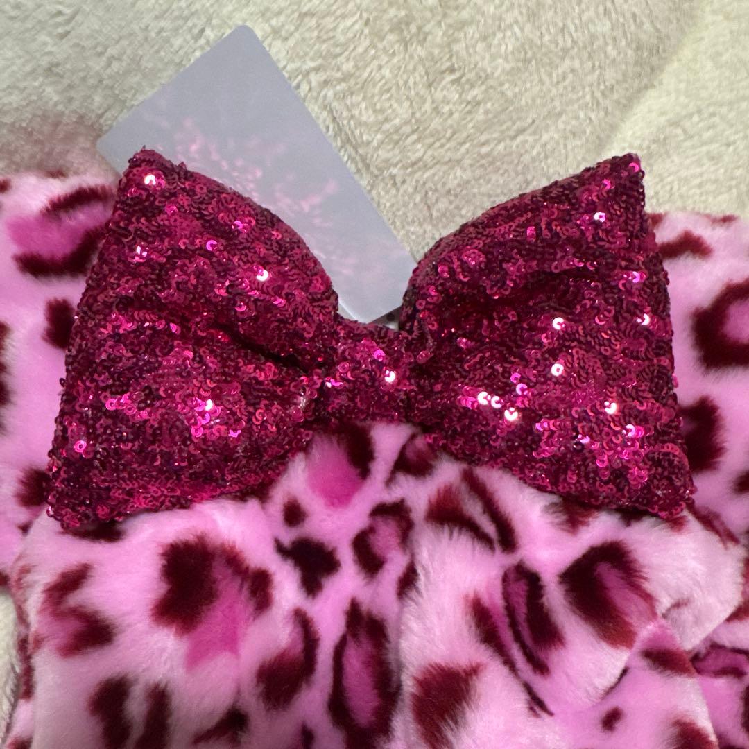 リボンが綺麗！新品タグ付き ミニー 耳 ピンク ヒョウ柄 帽子 ファン