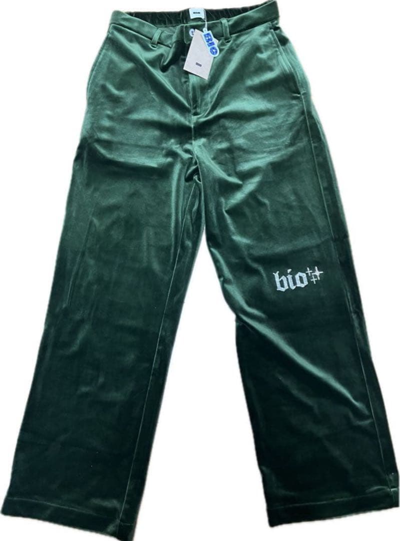 bio wear ベルベットパンツ オリーブグリーン ポーカーズ - メルカリ