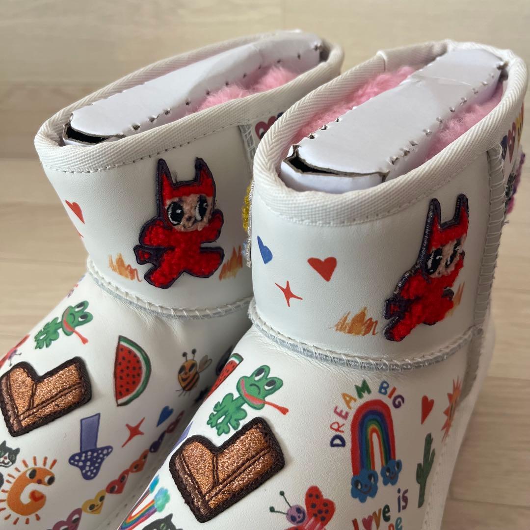 未使用品】UGG クラシック プラットフォーム ポップ スケッチ ブーツ