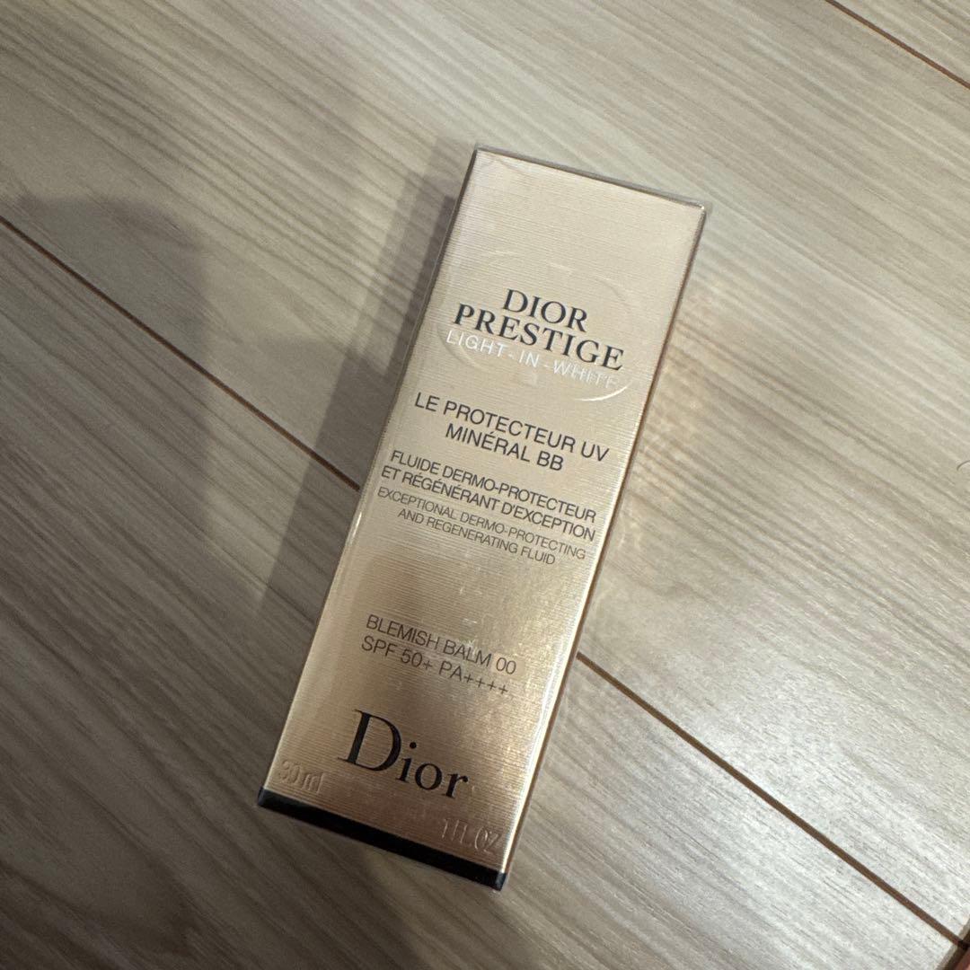 DIOR プレステージ　ホワイト　BB 日焼け止め　化粧下地 ディオール / プレステージ ホワイト ル プロテクター BB SPF50+／PA