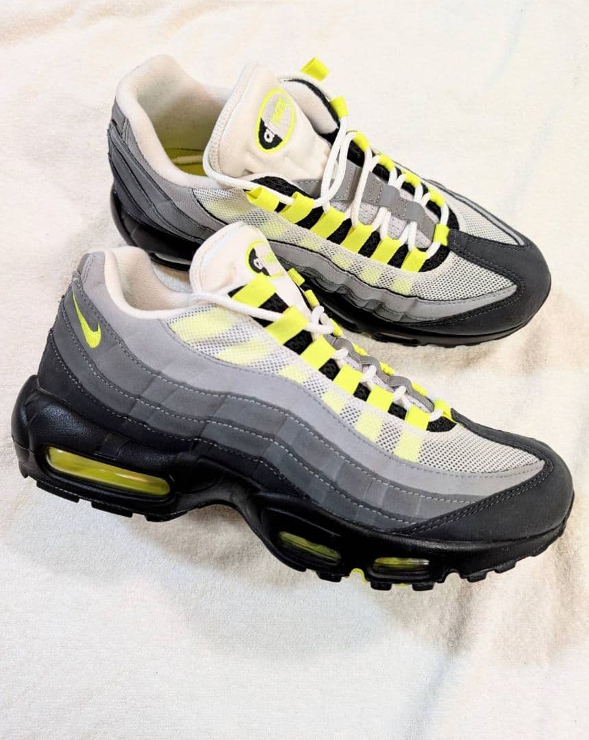 毎日値下げ ナイキ エアマックス95 イエローグラデ 2020☆正規品☆美品