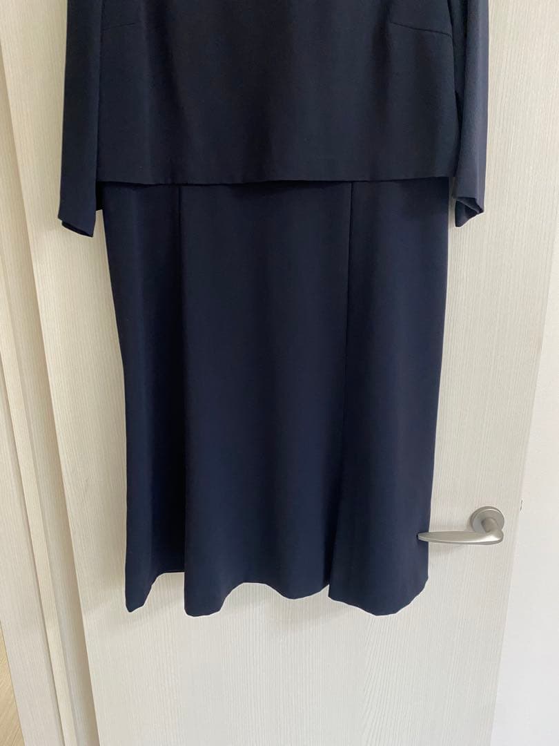 23区大きいサイズ44トリアセダブルジョーゼットネイビーワンピース