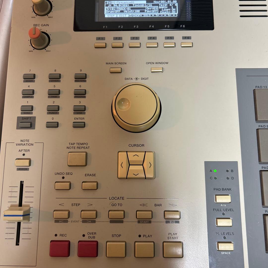 AKAI MPC2000 サンプラー メンテナンス済 USBカスタム◎ 送料