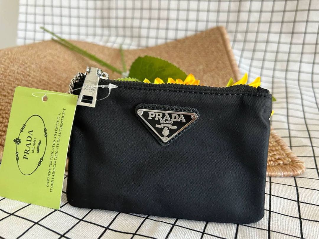 限定 ミニバッグ PRADA プラダコインカードケース ノベルティ ポーチ