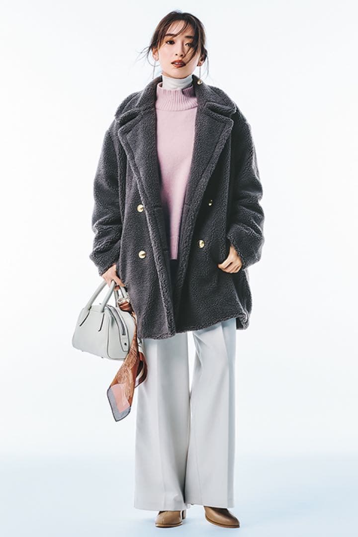 アプワイザーリッシェ 泉里香さん×Oggiコラボ ボアダブル釦コート